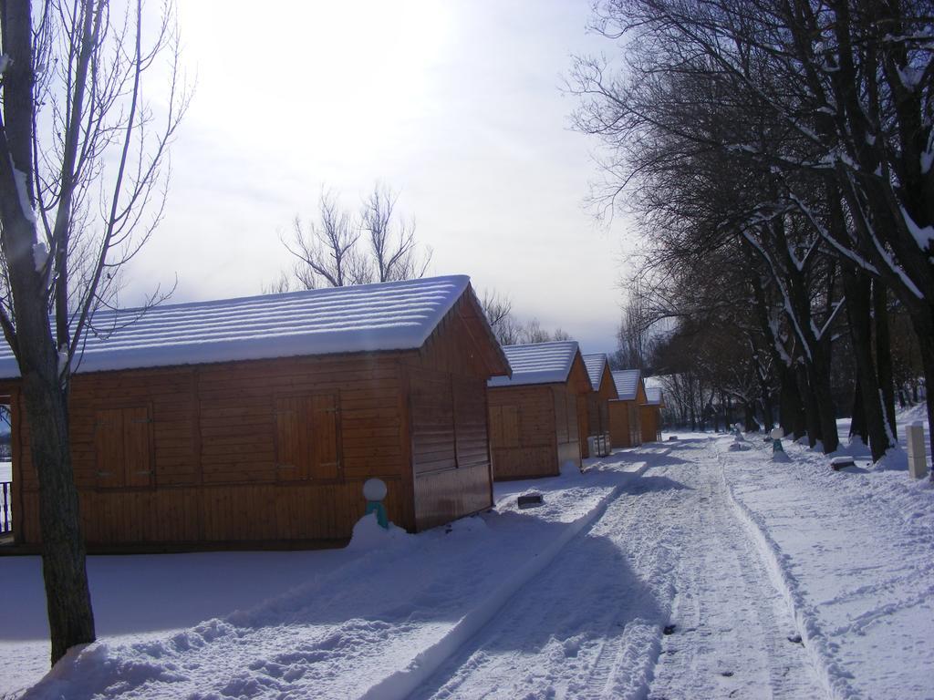 Camping La Motte Flottante La Freissinouse Zewnętrze zdjęcie