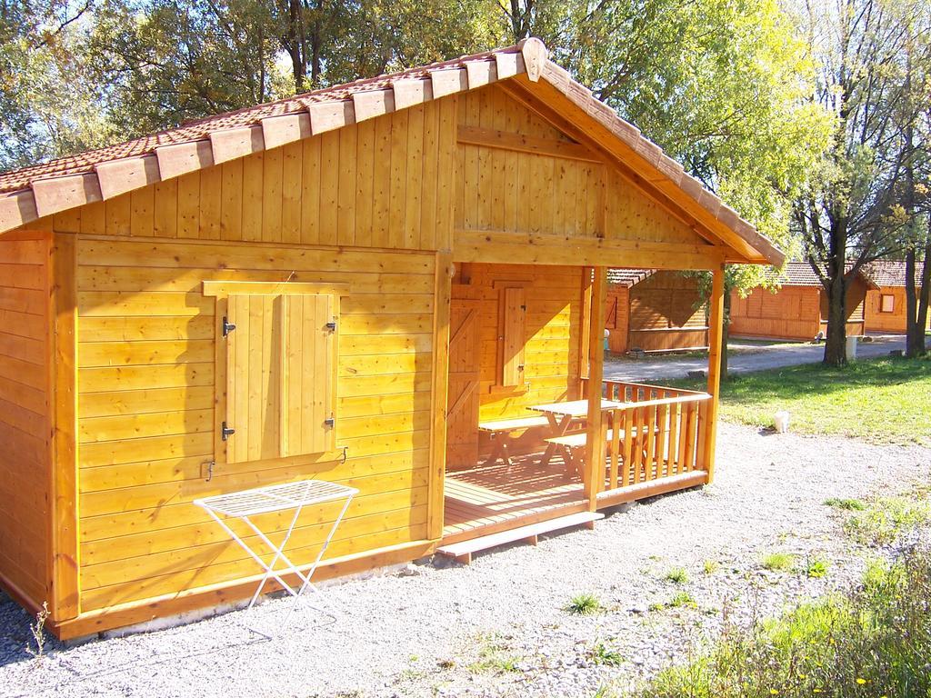 Camping La Motte Flottante La Freissinouse Zewnętrze zdjęcie