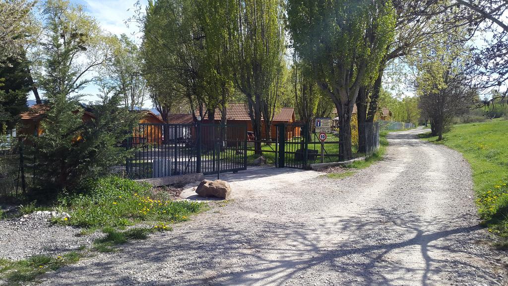 Camping La Motte Flottante La Freissinouse Zewnętrze zdjęcie