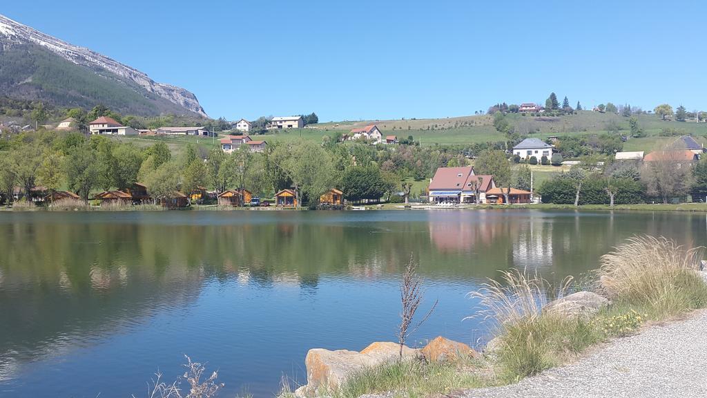 Camping La Motte Flottante La Freissinouse Zewnętrze zdjęcie